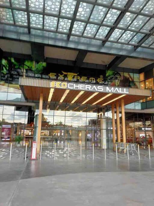 2Br 8Pax Swingduplexekocherasmall—Infinitypool Mrt 쿠알라룸푸르 외부 사진